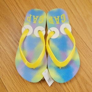 NWT Gap Girl Yellow Flip Flops, Size 12/13.